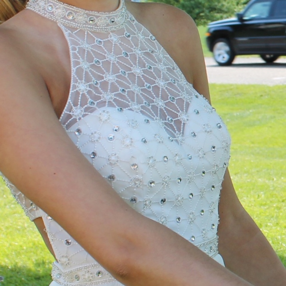 Sherri Hill prom dress - Picture 2 of 5